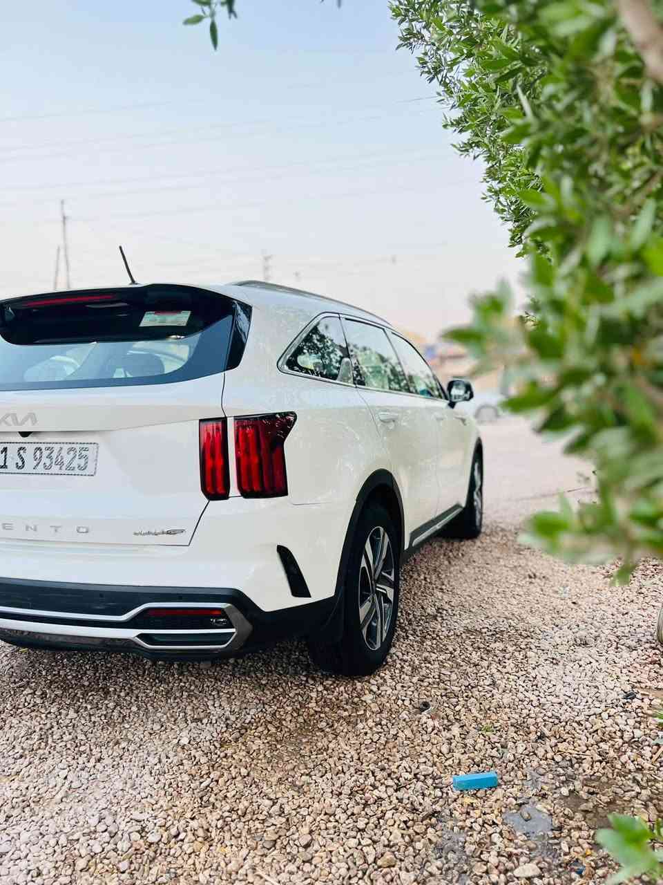 السلام عليكم🖐️

سورنتو 2022 خليجي فول 
رقم بغداد دولي 
بنوراما 
بصمه
كشن كهرباء جلد 
كشنات تدفئه تبريد 
فور ويل 
٦ سلندر 
٥ كاميرات 
تشغيل عن بعد 
شحن لاسلكي صدوق ذكي 
اشاره ترحيب 
رادارات جانبيه 
اشاره بالمري 
لد داخلي متغير 
ماشيه ٤٦ الف حقيقي  ع وضع الشركه 
تخم تاير كوري اصلي حداديه تمام مكينه مامفتوحه جديده 

السياره بيها ربع باب صبغ السونار مرفق بالصور 
مكان السياره بابل المركز 

السعر ٢٥٥ $ وبيها مجال 

*********** حلة, بابل
