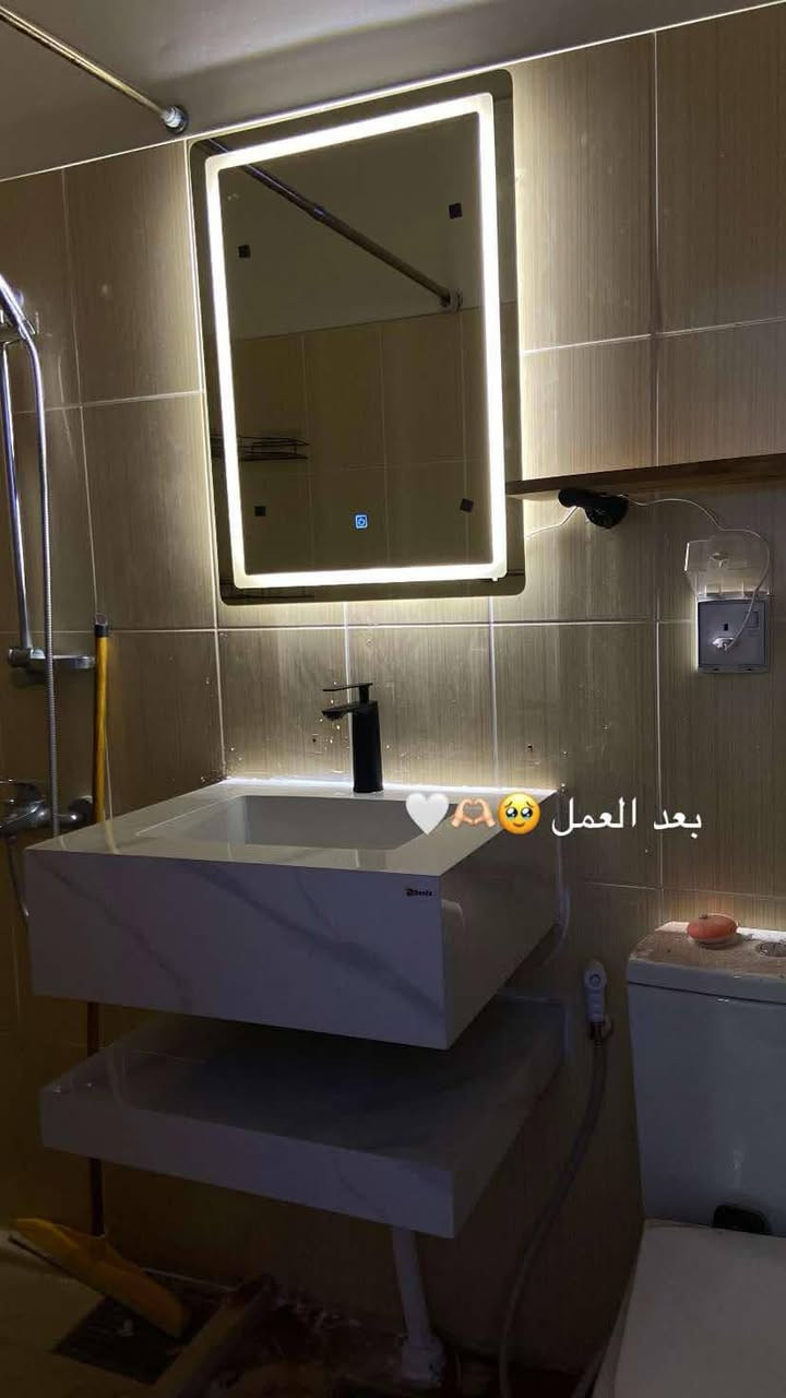 يوجد لدينا كادر كامل 
1_ فتح وشد وصيانه السبالت 
2_كادر غسل وتنضيف تخومه
3_ كل أنواع الديكورات 
4_ غسل الشقق مؤثهه وغير 
5_ فتح وشد الغرف وصيانه
6_نقل اثاث معى كادر كيه وعمال 
7 _إضافات نقط كهرباء وكل ما تحتاجه الشقه 
8_ كيلون باب وقفل قاصه وكل غراض بسمايه الأصليه  
9_ فتح وشد الكاونترات وصيانه 
رقم ***********
