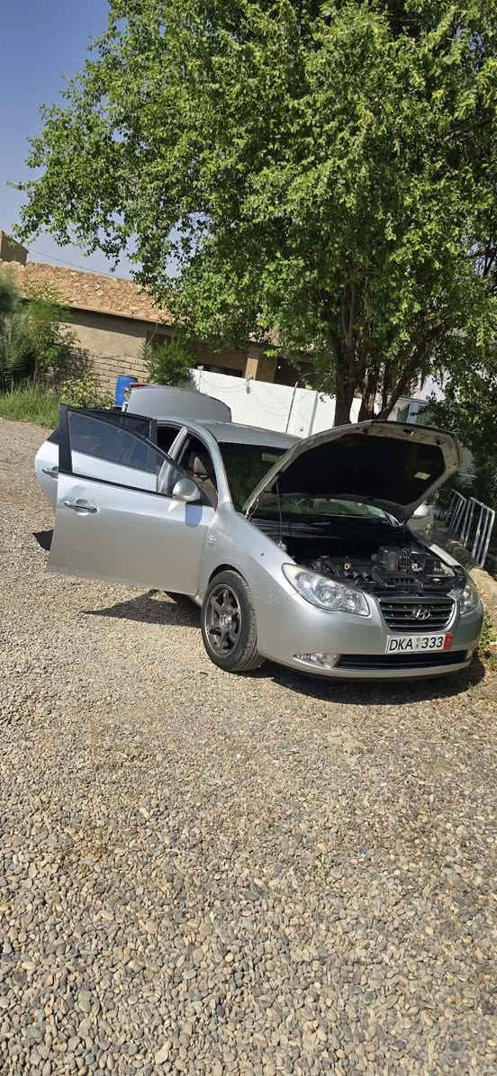 مكلف بلنشر للبيع افانتي مكصوص مامسجل كير محرك صدر تايرات تبريد تدفا كهربائيات كلها شرط سياره جاهزة مابيها نقص سعر 39 وبيها مجال لشراي اوالم رقم صاحب السيارة 
مكلف بلنشر ***********
