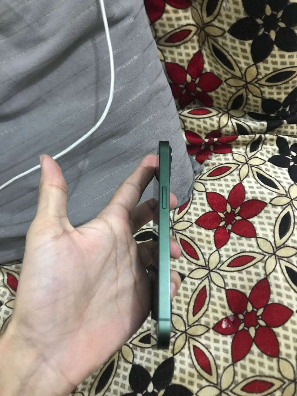 آيفون ١٣ • ١٢٨ • مكفول بلادي