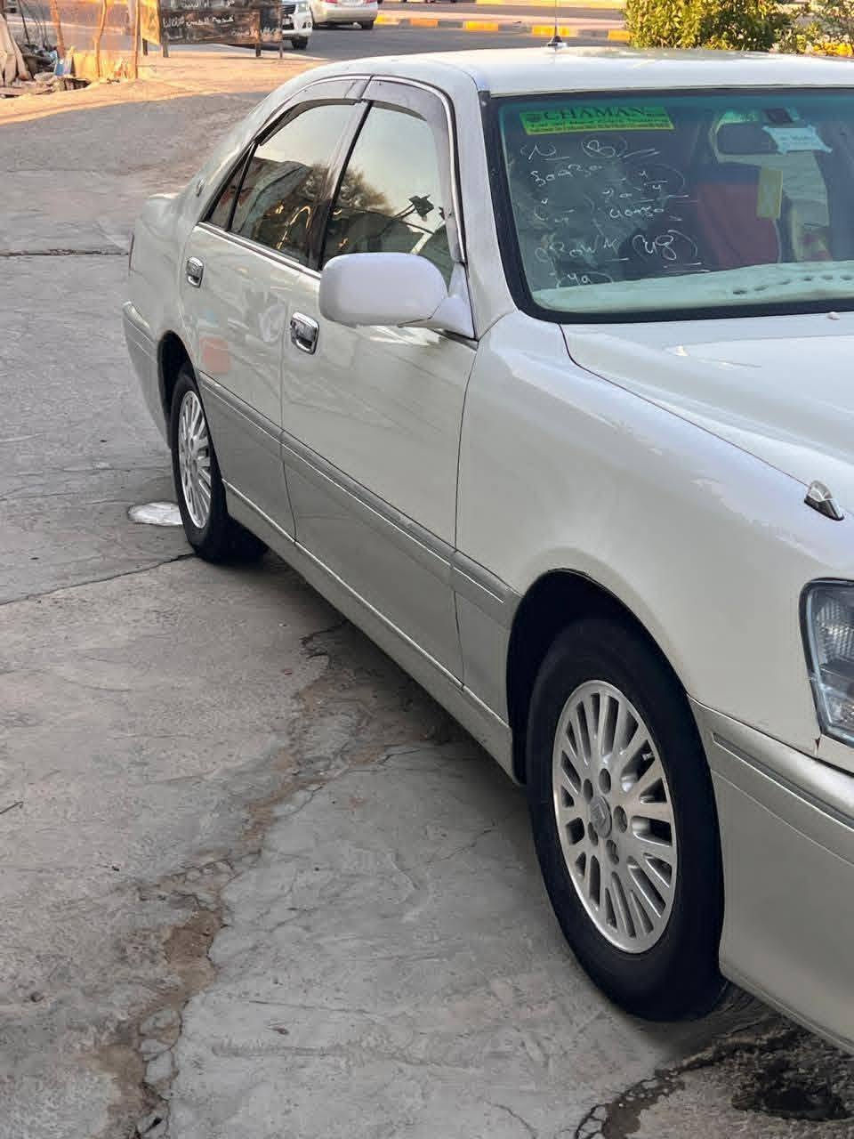 السلام عليكم سياره جنون موديل 2001 راعيها ما امدلي سياره بيها قصه شنطه بس سياره حلوه ونظيفه وسعرها 65 مكاني البصره هذا رقم تليفوني.
***********
