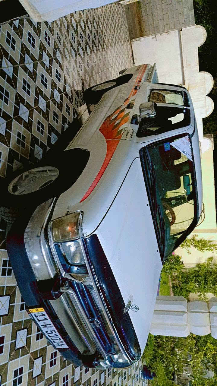 السلام عليكم سياره 98 السياره حلوه حيل محرك وكير وصدر ودبلات وشاصي كفاله عامه والكشر كدامك بيهه اقل من احزام صبغ بدون دواخل اي ايخياس مابيها سياره حلوه مال جناي اتريد معلومات عليهه اتصل وتتدلل ***********
سعرهه 77 وبيهه مجال مكان السياره صلاح الدين بلد يثرب
