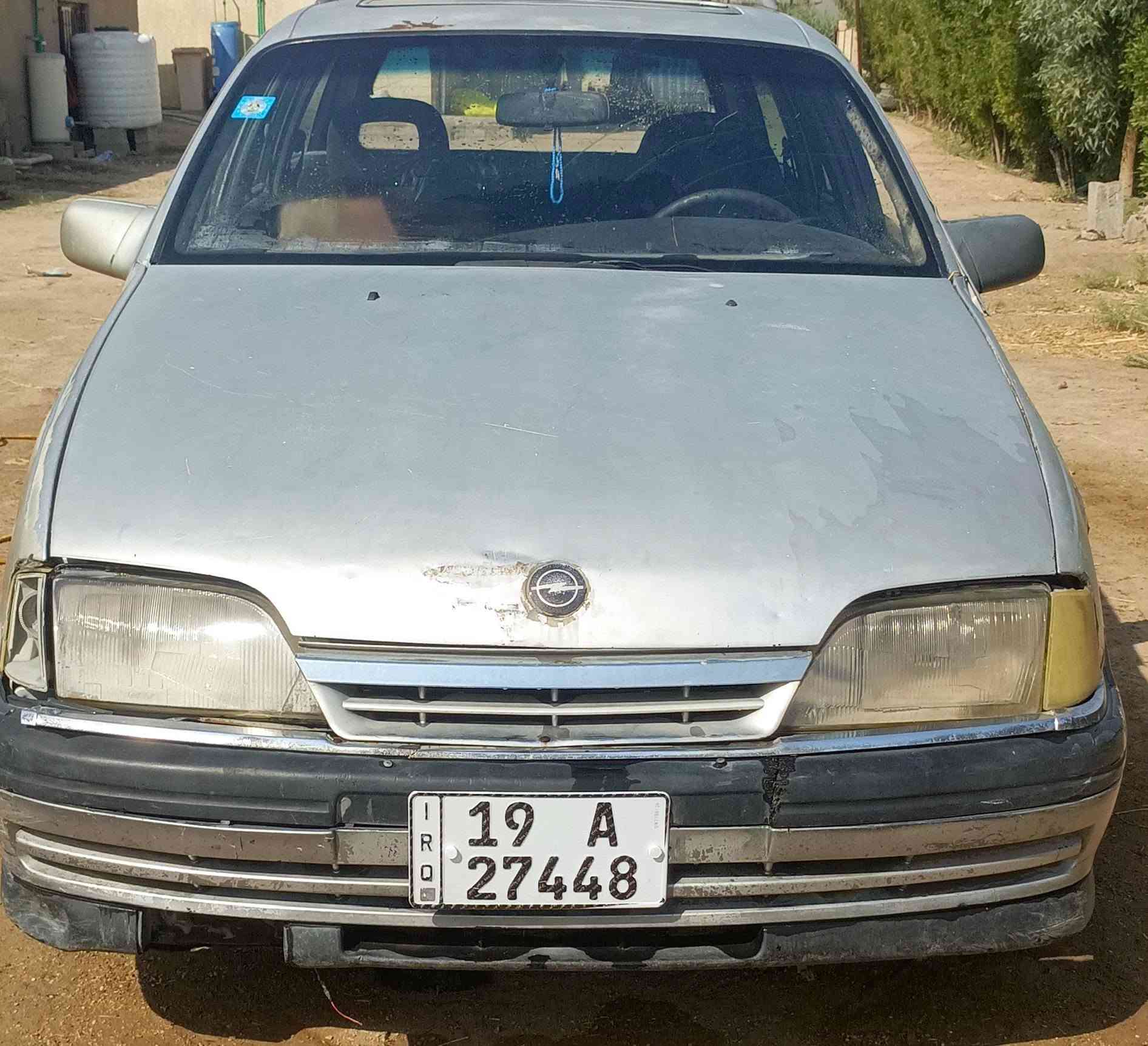 اوبل اوميكا استيشن موديل 92 محرك  2000 سياره نضيفه بيها نقوصات اشويه كير ومحرك خير من الله سنويا 31 رقمها كربلاء مشروع وطني تحويل مباشر سعرها 17وبيها مجال قليل ***********عنوان المحموديه
