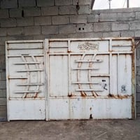 باب خارجي سلايت • طول ٣م • يحتاج حداد