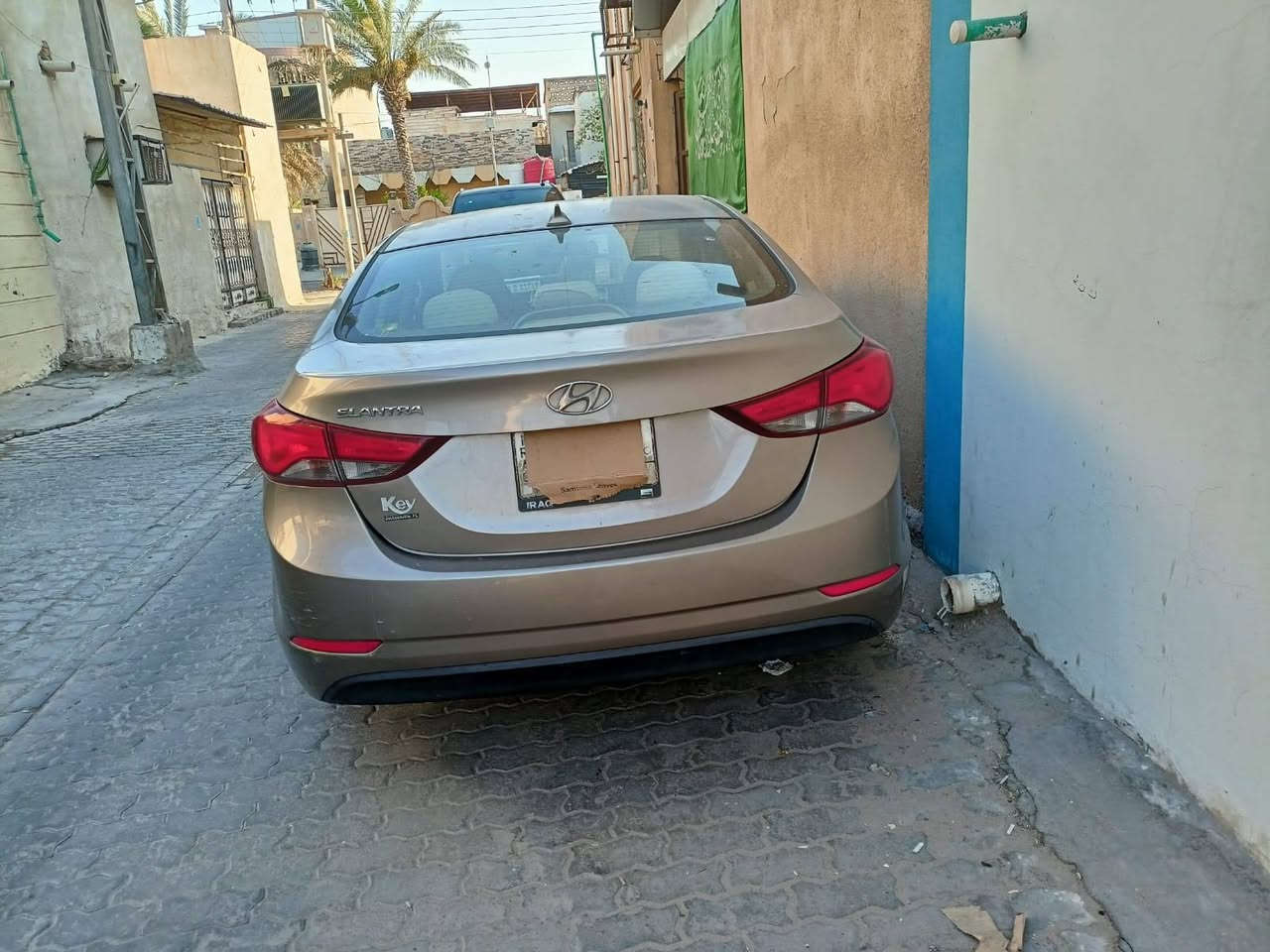 السلام عليكم,سيارة للبيع ابيعها كوم حديد وارد امريكي محرك عاطل النترا 16،السيارة نظيفة وباسمي/السعر 85ورقة
***********
