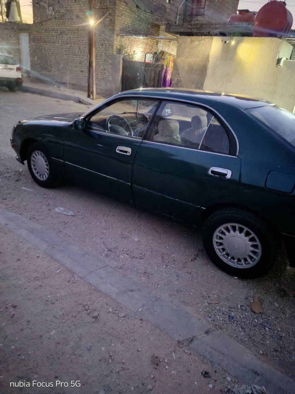 سلام سياره البيع بطه مديل 92 سياره حلوه مكفوله من ضربه و كصه مصبوعه عام جماليه بسمي كربلاء حي مهندسين ***********
