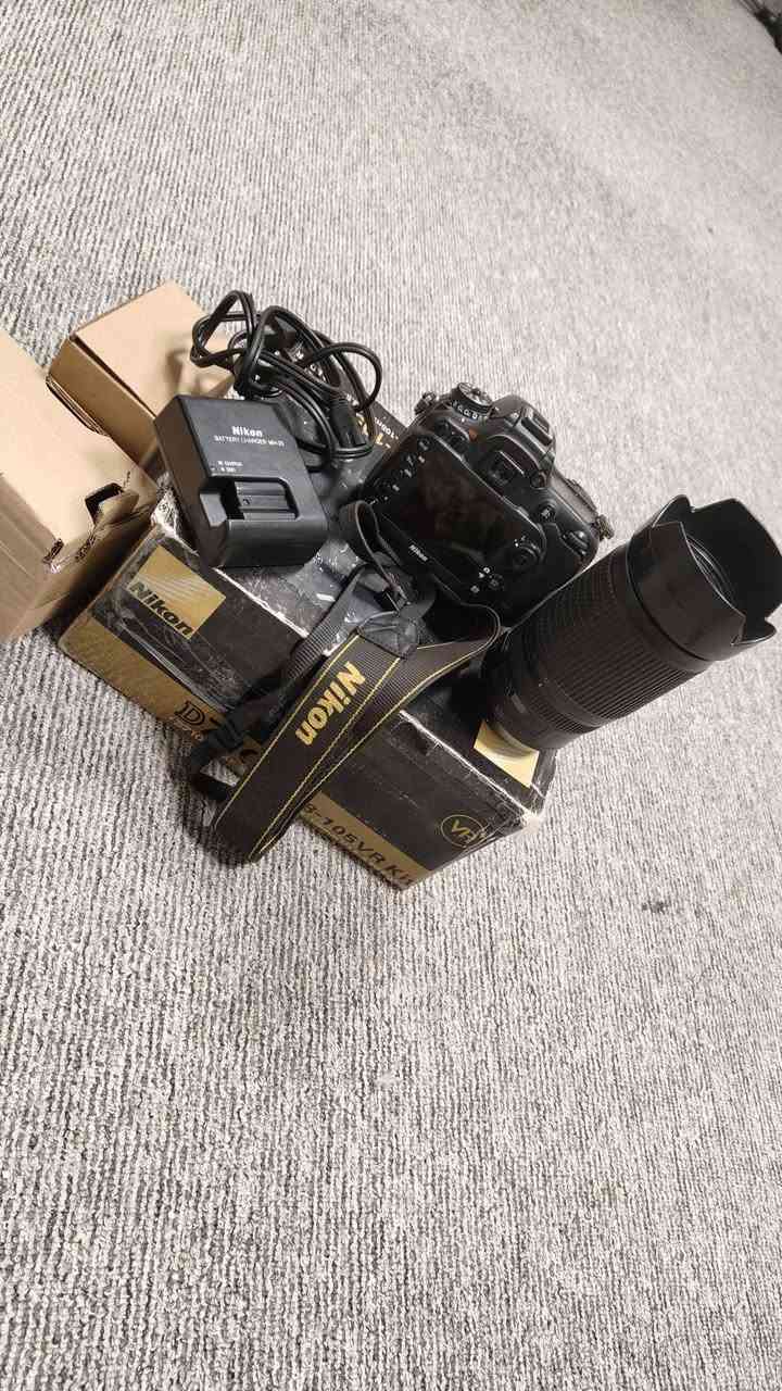 نيكون D7100 • عدسة 70-300 VR • كامل اغراض