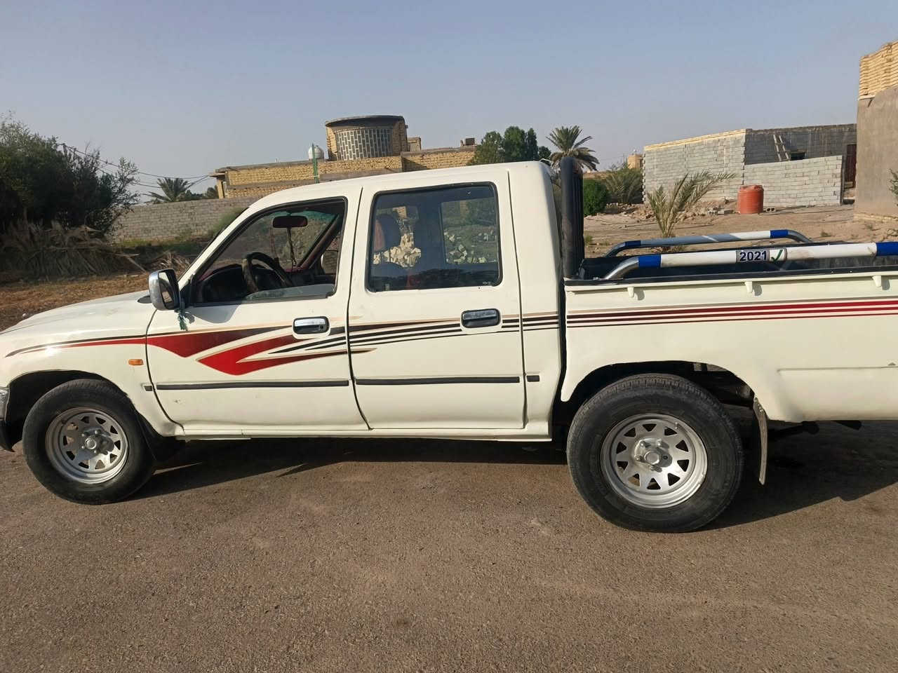 سياره دير صيني 2007 سياره جاهزه ما عوزه شي رقم وسنويه بس راعيهة ماندله مكان ناصرية سيد خيل  ***********
