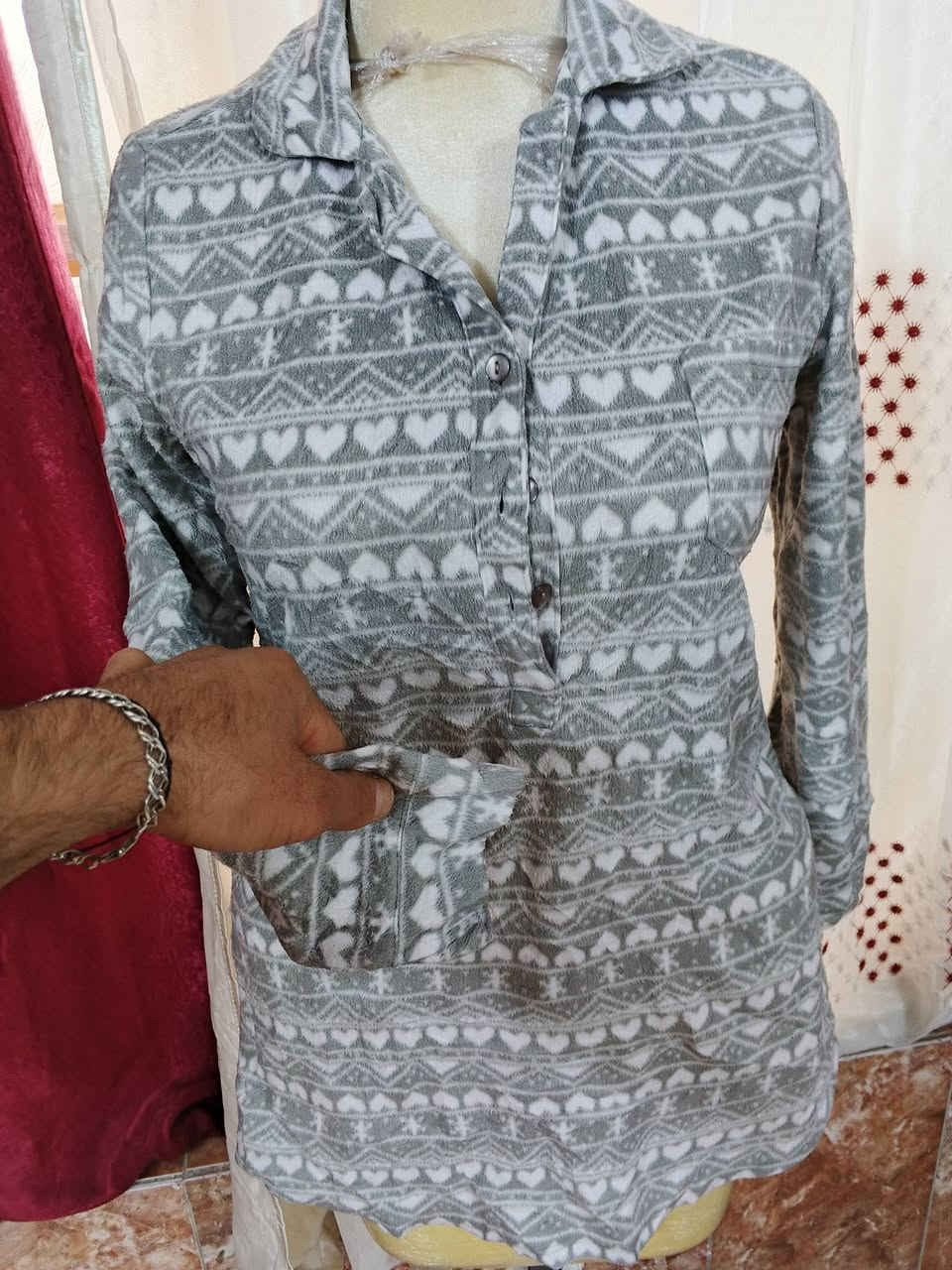 سويتر • نسائي