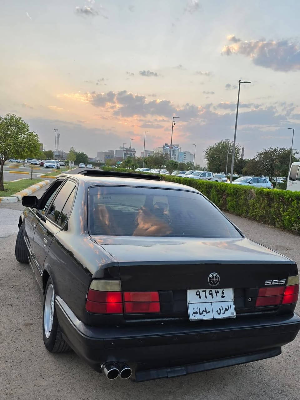 بيم دةبليو بؤفرؤشتن موديل 1991 مةكينة 25ي كةپسي گير حادي سلايت جام كارةبايي جةمپةكي پيشي هةية 700$ غرامةي لةسةرة سحري تةنها 40$ وةرةقةو كةمةك مةحامةلة تةحويل غرامة وةرگةران بةشةرت شوين هةولير.ز.م.*********** أربيل, العراق
