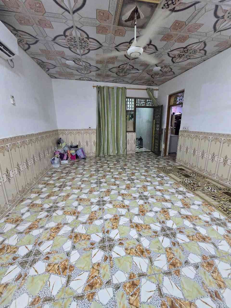شارع المطار الجديد • ١٤٠م • غرفة وصالة