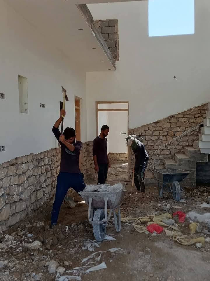 سلام عليكم  / يوجد كادر عمل جاهز  تصعيد مواد  / تنضيف بيوت  / تفليش  / تكشيط  / دفن نهري  / شقلنه ليل ونهار  / وماعليك بكلشي تاخذ شقل جاهز مني  / ومعداتنه جاهز وسياره تجيك للبيت ماعليك بس تصال على رقم/  ،  ***********
