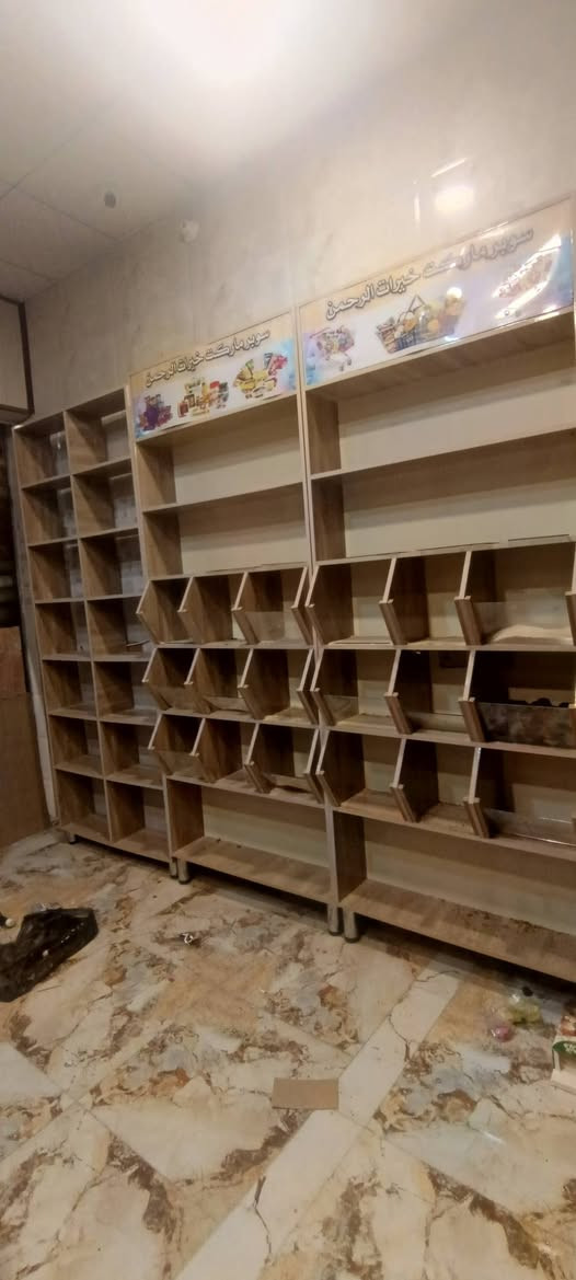 السلام عليكم 
ارفوف للبيع 22 متر  نسبه اضافه 95
مجمدات سطحيه 2 ايكور تركي اصلي استخدام شهرين
ميز كاشير نضيف جديد 
عارضه مقبلات أو طرشي أو كيك كلشي ترهم 
صلاح الدين قضاء الدجيل
***********
يعني لاي يريد يفتح جديد كولشي ما يحتار
