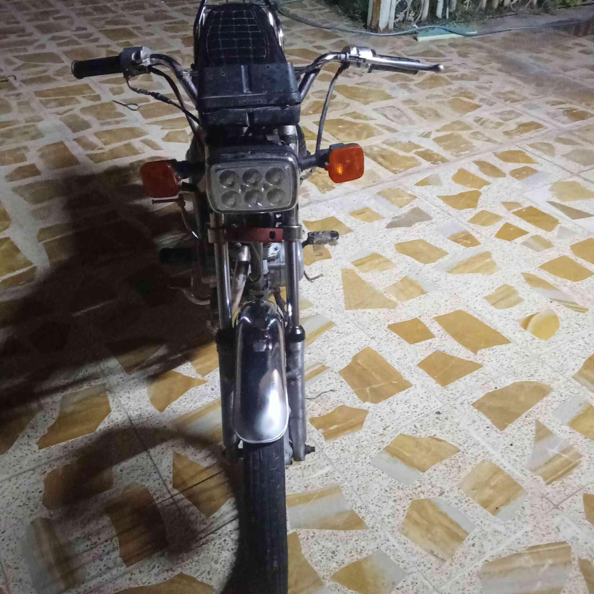 سلام وعليكم موطور لبيع 200 وبي مجال مراوس هم يرهم نامي 219محرك بي بدايت صرف متواجد الخاص او راقم***********
