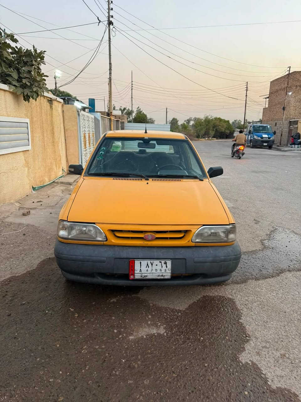 سلام عليكم. سايبه موديل ١١ تحويل مباشر كير مكينه خير من الله شواصي ماملعوب بيهن كشرها كبال عينك تخم تاير نضيف صدر امامي خلفي حديد باور جديد كهرباايات كله شغاله من الطول لطول خياساتها كلها معمره مطلوبه هيئه غرامات بحدود ال٦٠٠الف ت مشتري  ابيع غير مسؤل عليهن اتكفلك بس بل تحويل رايدها ب14 وبيها محال حك الجيه مكاني بغداد المدائن ***********
