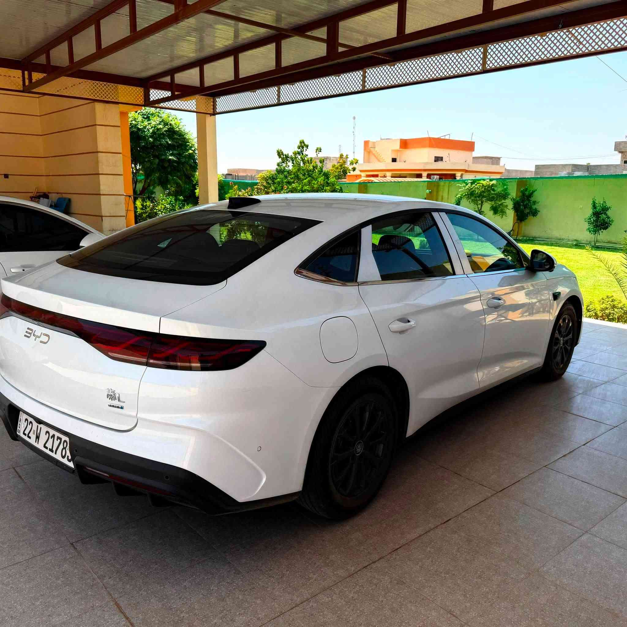 بي واي دي 
كن ال Qin L
2025
العداد المسافه 22الف كيلو
شاشة كبيره
13 كامره
داش كام 
قيادة الية
170$
***********
