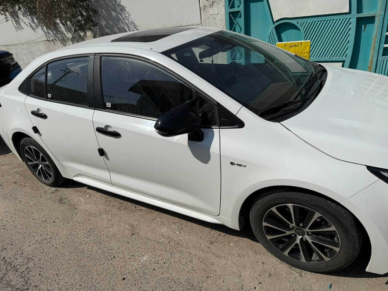 كورلا هايبرد موديل 25
فتحة
بصمة
اشاير مري
كاميرا
رادار
3 وضعيات قيادة
ماشيه 31 الف
مكفوله من الصبغ والبارد بيها 3 رصعات كلش خفيفة 
السعر 155$
بغداد المنصور
***********
