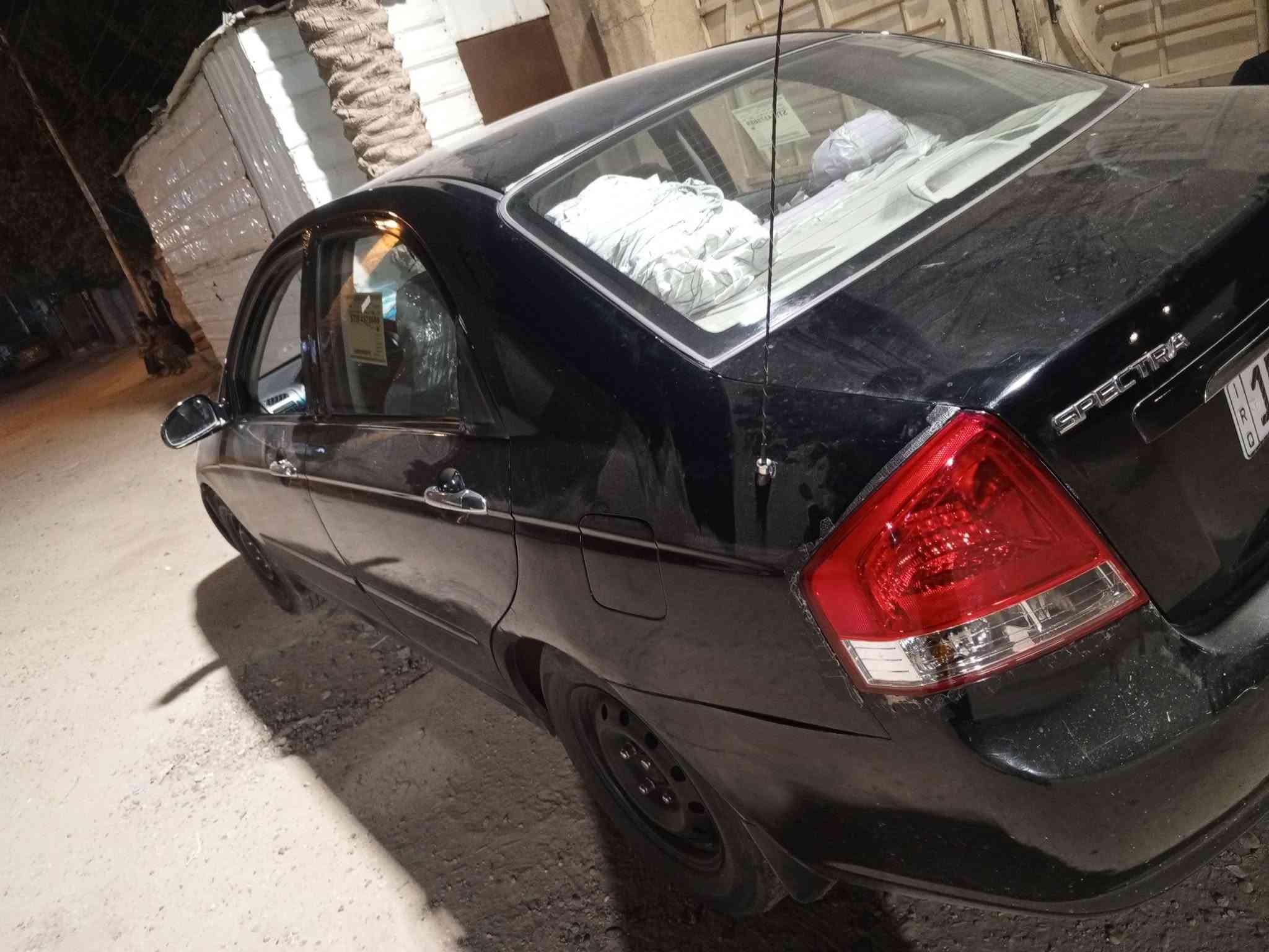 سلام عليكم كيا سبكترا موديل8 بسمي   بيع او مراوس بتكسي سياره جاهزه من كلشي مابيها اي نقص مكانها بغداد ***********
