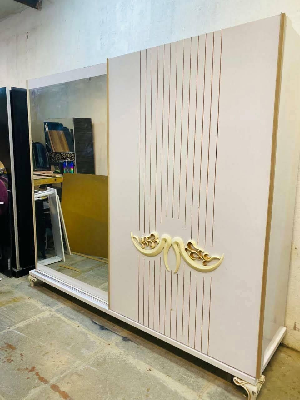 غرفه تركيه 🇹🇷مستخدم  
عدد القطع5
السعر 450
نقل وشد 🪛داخل بغداد مجاني 
باقي المحافظات كروه 

تفضل واتساب فقط محظوره مااكدر ارد ماسنجر أسعار مناسبه موديلات احلى ***********
