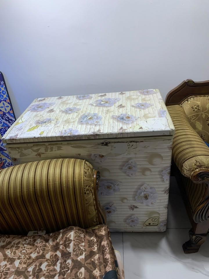للبيع مجمدة دولفين الأصلية ماداخله تصليح ابد بس رجل وحده واكعة كلش نضيفة وتجمد بـ 90 المحمودية حي السلام ***********
