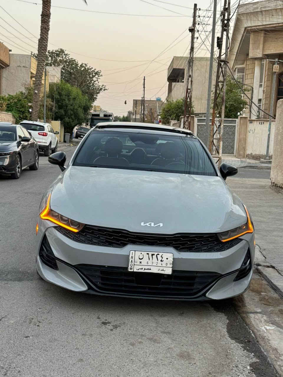 سلام عليكم K5  موديل 2022  ماشيه 22 ميل .كير محرك صدر تبريد تخم تاير كله كفاله. مكان السياره الكاضميه جكوك 
*********** السعر 150 بيها مجال
