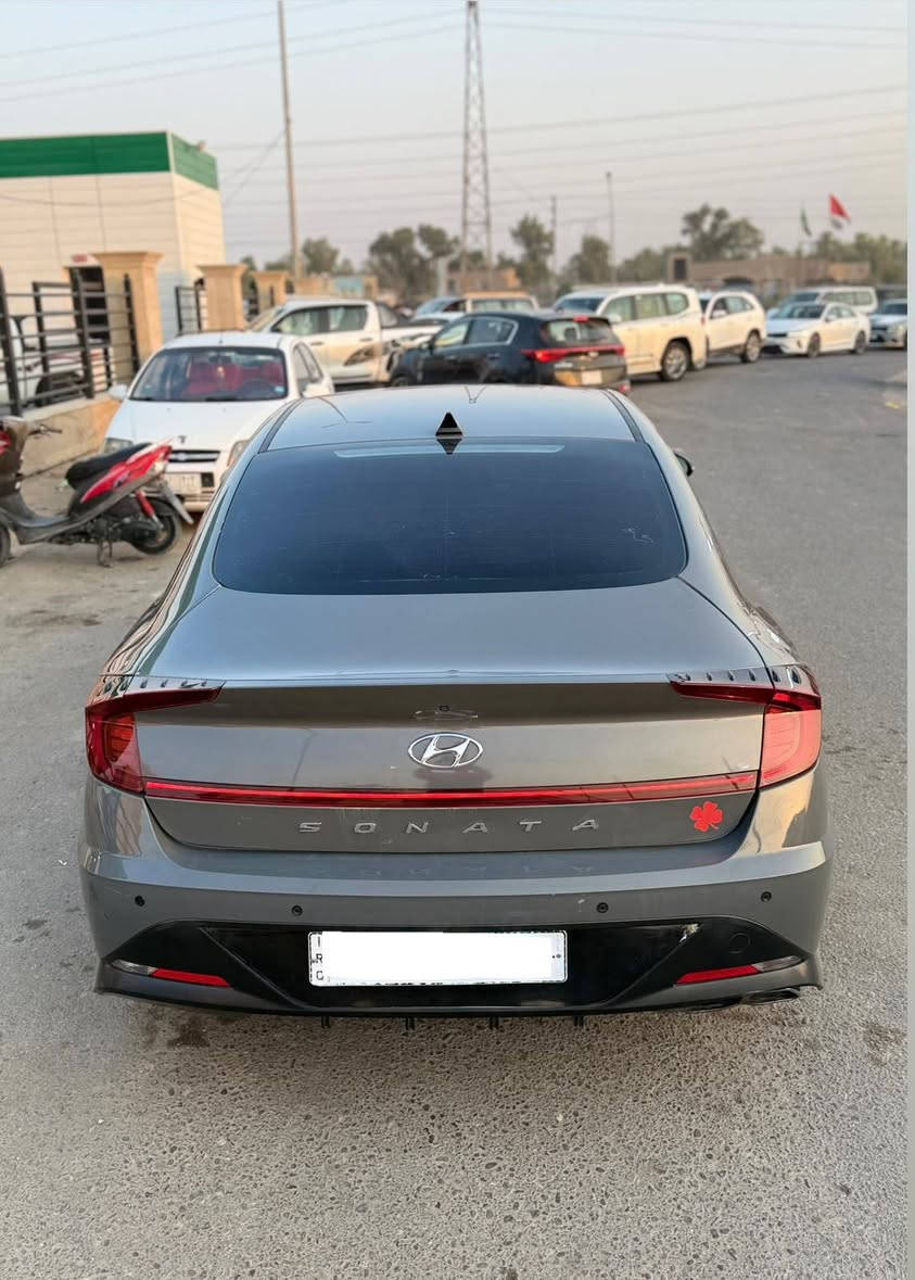السلام عليكم ورحمة الله وبركاتة.
سياره سوناتا 2023 للبيع .

وارد امريكي محرك 2500 تنفس طبيعي  .

السياره قطعه وحده تبديل بلاد . بمواصفات أمريكية .
 
السياره رقم معوقين قادسية .

السعر 153 .
المكان الديوانية .
للاستفسار . رقم الهاتف .
‭***********
