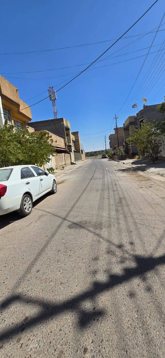نصف الدار للبيع طليطلة حي الكرار الزنجيل اول فرع  طابو صرف المربع الأول كامل خدمات المساحة 65 الواجهة 6.5 والنزال 10 تريد تخذة على هيج او نكمله مشتمل مفتاح
السعر يختلف  للاستفسار على الرقم *********** بي واتساب او مراسلة الصفحة

