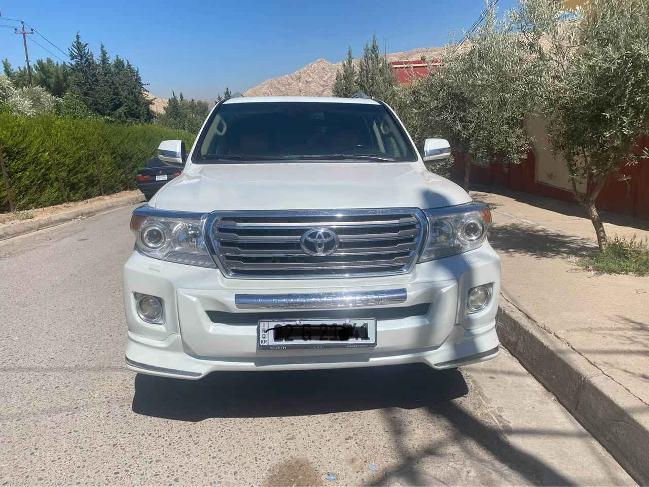 لاندكروزرGXRفول مواصفات6سلندربي قطعة وحده صبغ وجوالسلايد بدون دواخل وبدون ارباك محرك والكيرشرط رقم وسنوي جديدتحويل و وكالةشرط سعر٢٣٣مجال عنوان دهوك تلفون***********واتساب***********کورک دهوك, العراق
