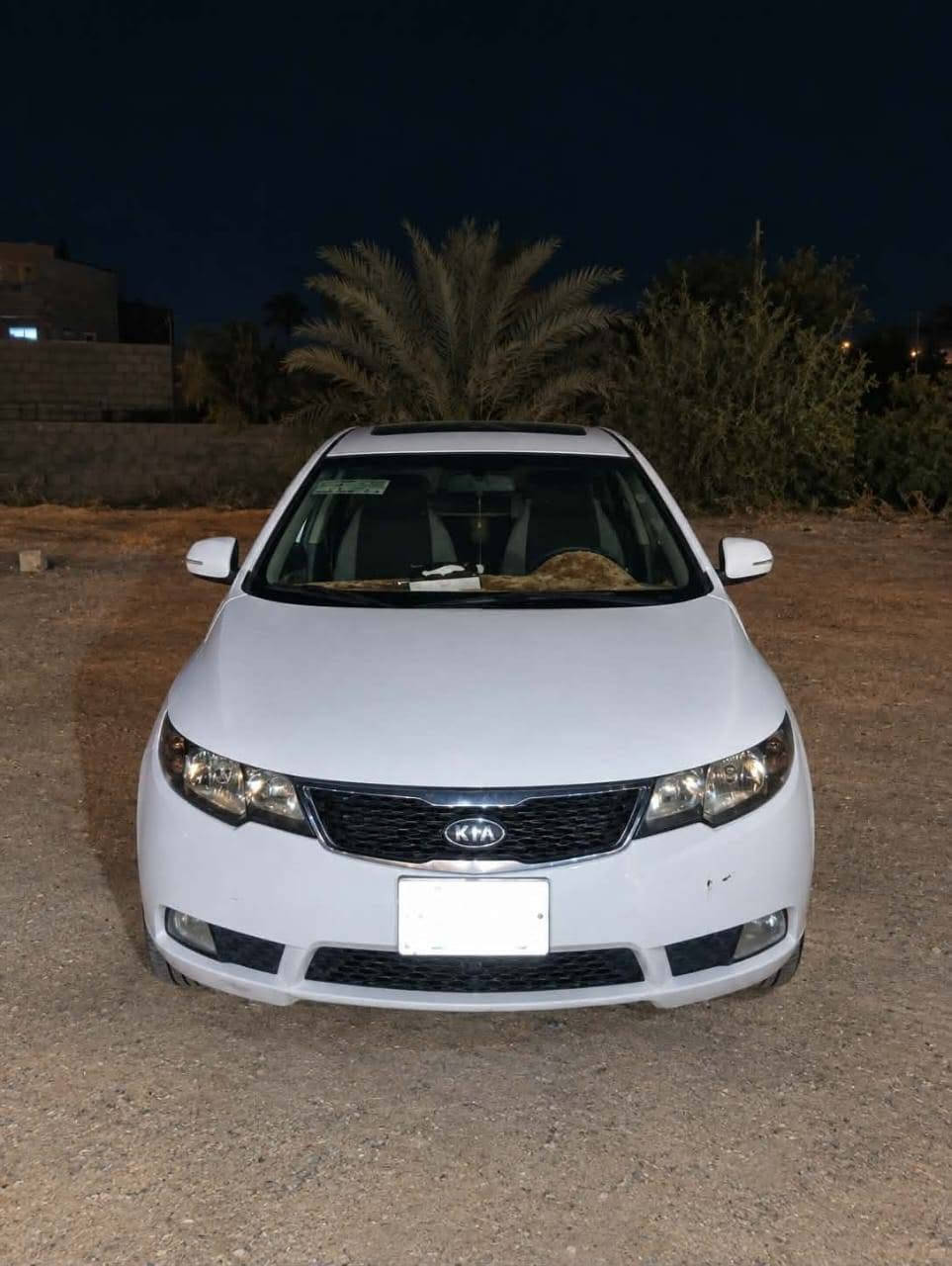 سلام عليكم سيراتو موديل 13 خليجي سياره مكفوله كير مكينه صبغ تبديل مكفولات غير بارد بل باب الخلفي نضيفه سياره مال جناي 100 وبيها مجال ي ستفسار خابر وتدلل عنوان البصره الجزيره رقم *********** سياره تحويل

