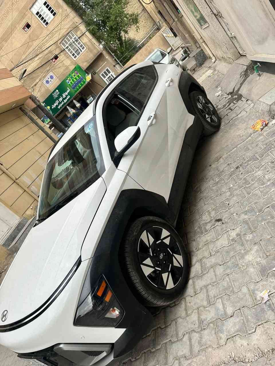 السلام عليكم
عندي كونا ٢٠٢٥ 

السياره وارد امريكي 

ماشيه ١٠ الاف 

السياره مواصفات معروفه 

رادار 

كشن كهرباء 

قطعتين تبريد اوتو هولد وباقي المواصفات المعروفه 

سونار مرفق وصوره الحادثه مرفقه 

مكان السياره بغداد الحرية 

***********

السعر ١٥٠ ورقة
