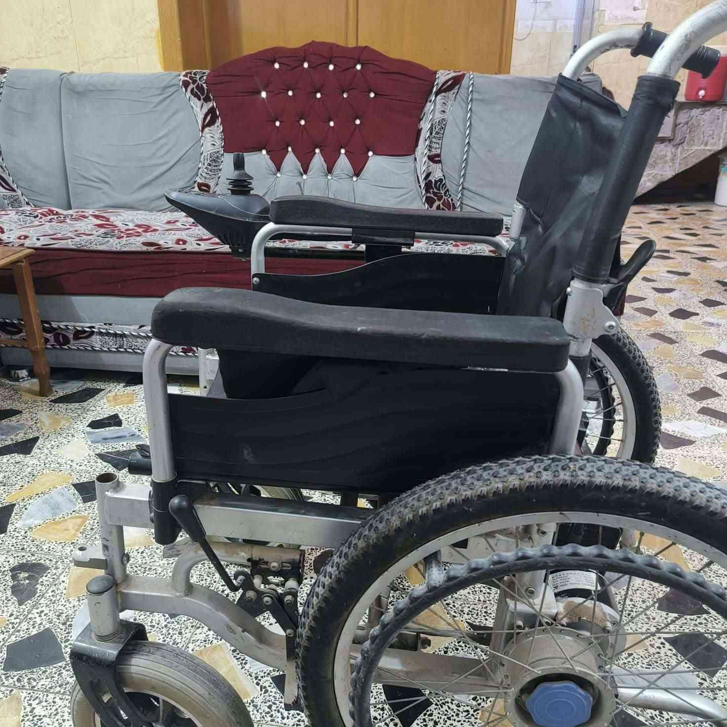 السلام عليكم
كرسي متحرك اخو الجديد رايديه 300
مكان حي الغري ***********
