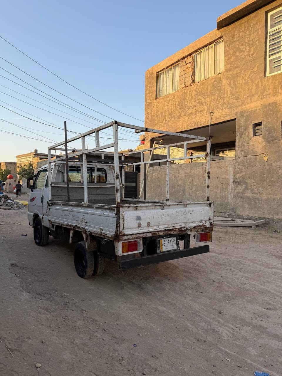 السلام عليكم كيا بنكو 96 قماره وربع رقم بغداد الماني سنويه عظم بدون تحويل مااندل راعيها حصت كاز بكل المحطات السياره خير من الله مكينه وكير جدد شاصي مكفول حداديه نظيفه بور جديد 4 تايرات جدد شادهن دشبول جديد  السعر 27 مكاني بابل ***********
