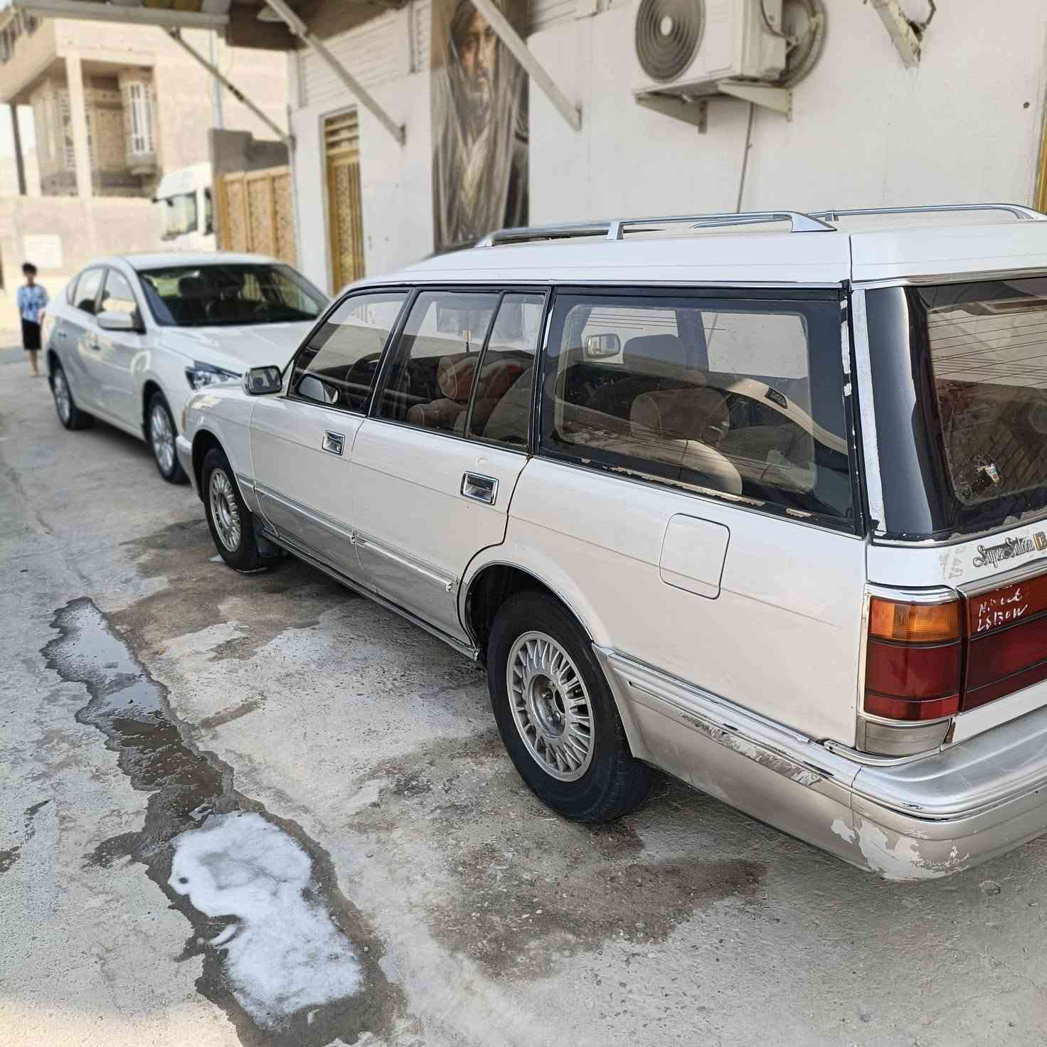 سلام عليكم ارنب ستيشن ياره جديده ونضيفة
مكفوله من الضربه صبغ بيهة قليل مكينه 2500 جديده ستوه مشدوده كيره بلجيس حداده تخبل جاهزه تحويل بسمي السعر ***********مكاني البصره حي القضا السعر 65
