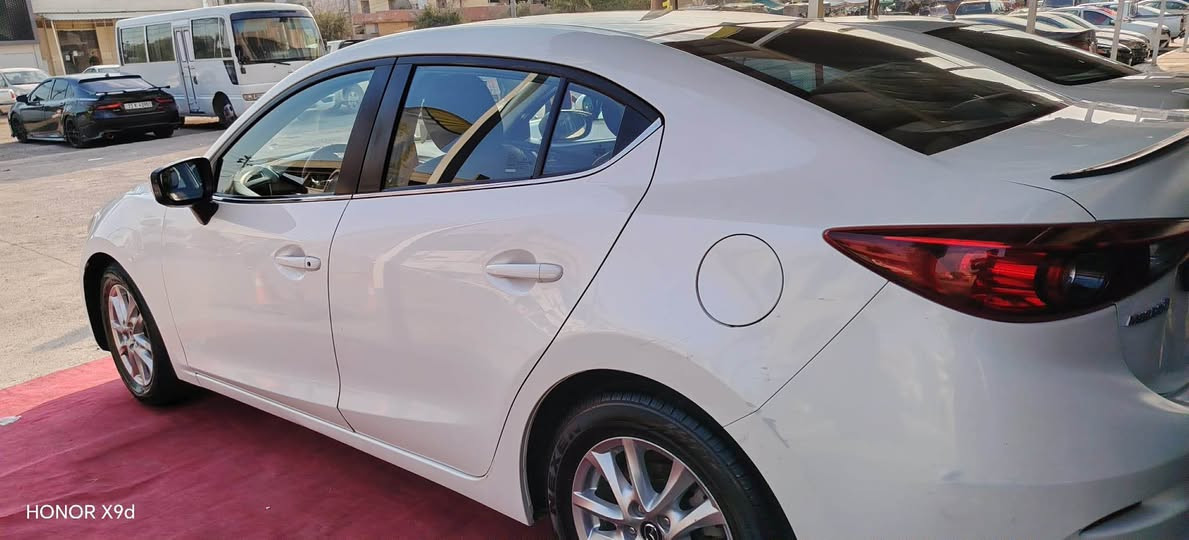 Mazda3 
مازدای سێ مۆدێل 2016 ئەمریکی 
مەکینە 20 گەورە 
شاشەو کامێرا 
سوکان ڤۆلێۆم تەعدیل سورعە 

***********

گیر ئۆتۆماتیک 
چورا جام کارەبا  
تەبرید ساردو گەرم 
دو پارچە بۆیاخ 
بۆنید و چەمەلەغی پێشەوە سەکن 
رەقەم و سەنەوی تا 2030 تازەیە 
بەناوخۆمانەوەیە  گێرو مەکینە و تەحویل و غەرامە بەشەرت 
سەیارە مەزبوتە هیچ مەسرەفی نیە. سعری 100$  یەک دەفتەرو مەعامەلە 

*********** السليمانية, العراق
