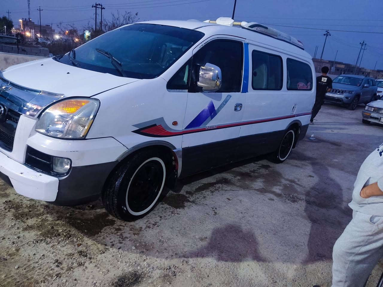 إسلام عليكم ستاركس مديل 2007مسكر كير عادي تحويل ثاني يوم السيارة جاهزه من كلشي مصفره غرامات وهيئه وضرايب كير وحداديه واكسن ومحرك جديدحاويه  للستفسار الااتصال على الرقم ***********  ***********المكان ذي قار سوق الشيوخ السعر 60وبيها مجال
