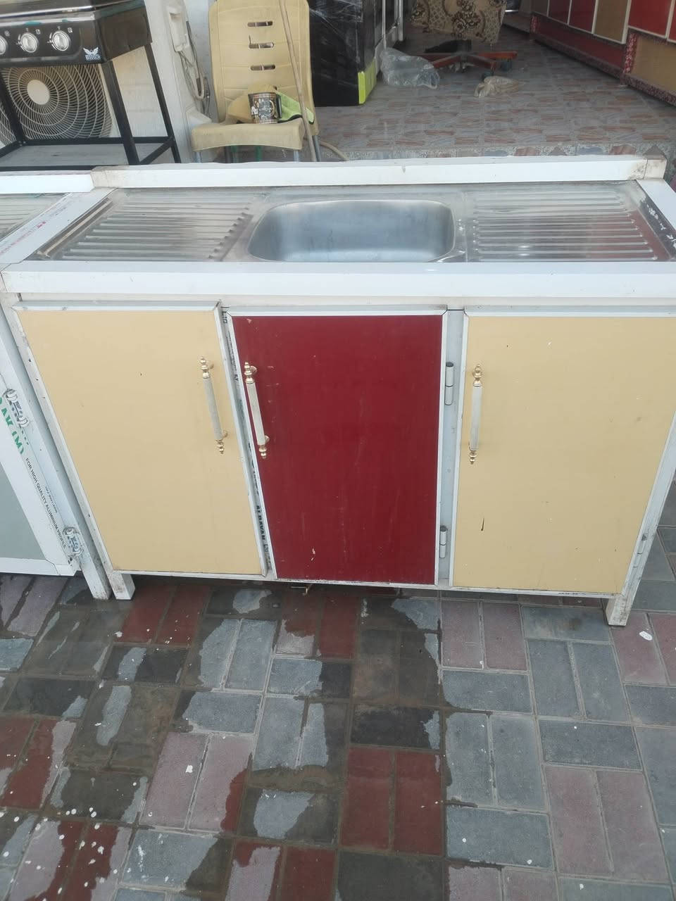 سنكات شرط اخو الجديد متر ونص

مجمع علي الدبي العزيزية الجمعية الثانية منطقة ل١٥٠ مجاور مدرسة شرف الدين ***********
