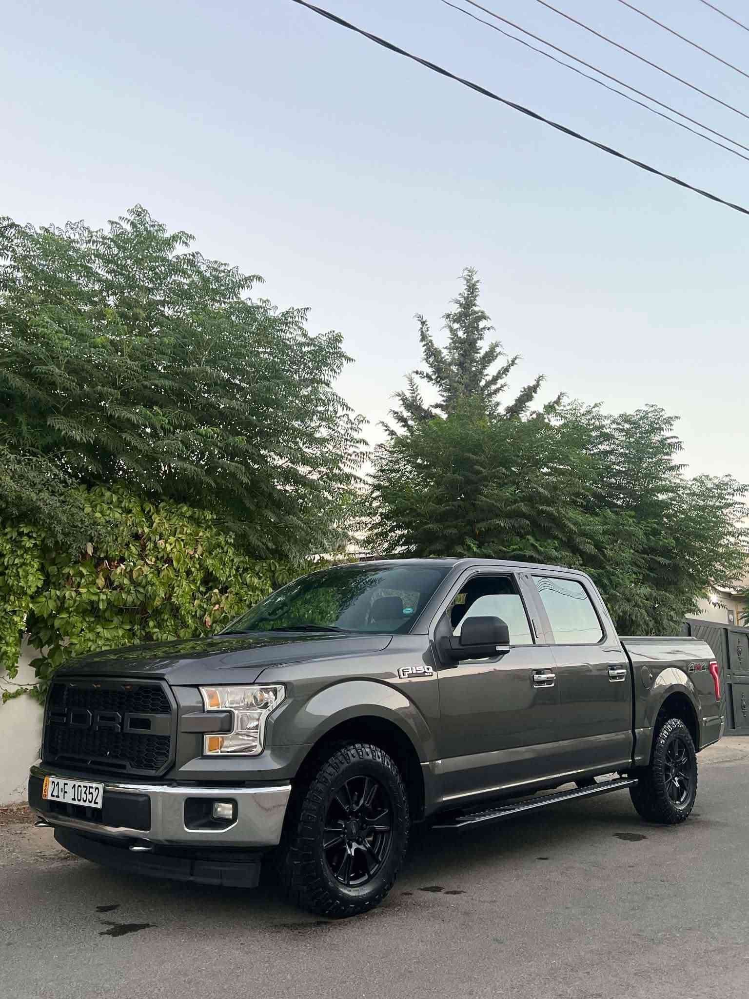Ford f150 2017
فورد f150 خليجي
مواسه فات 
كوشن كاره با
شاشه گه وره
كودي ده رگا
ده بل اكسل 4*4
حاسه
كاميرا
8 بستن
به صمه شه خال
گيرو مه كينه ي به شه رت نه كراوه ته وه
بي بوياخ بي سارد ده عمي بو ده عمي به شه رت بوياخي نيه
به ناوي خومه وه يه 
سه نه وي تا ٢٠٣٠ تازه يه
شوين سليماني
***********
