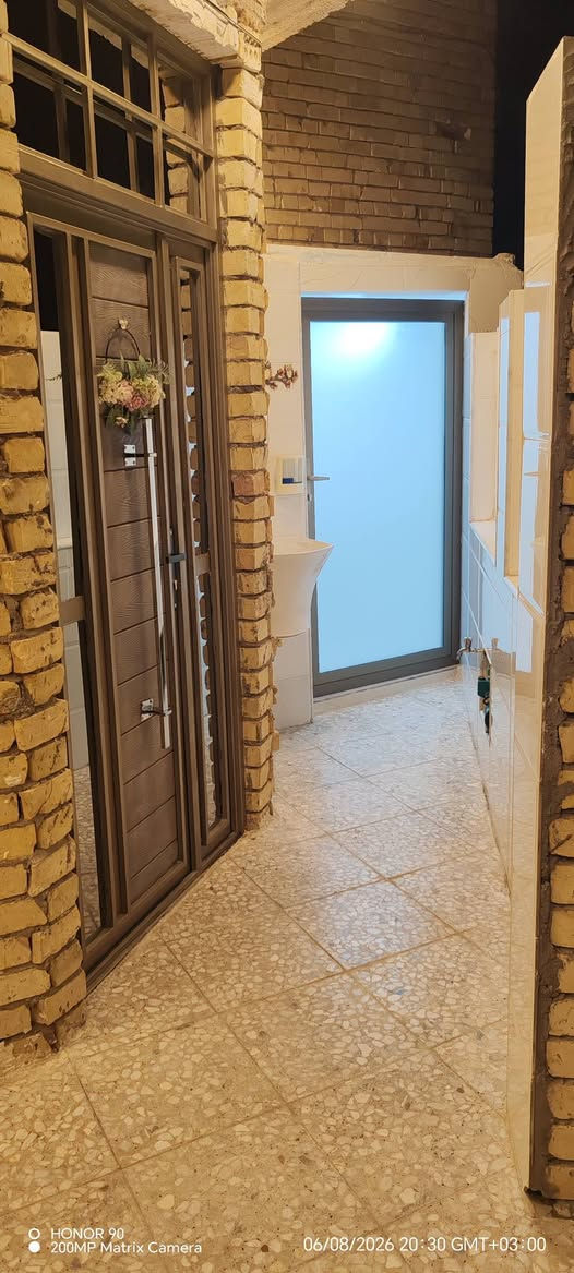 السلام عليكم
بيت 100 متر ركن طابق ونص
موقع البيت الشعلة الدوانم خلف جامع الأخضر
الخدمات كاملة مي ومجاري وتبليط

ملحقات البيت
الستقبال 6×3
الغرفة الجوة 4×4
الحولي 3ونص×5
الحولي الفوك 3 ونص ×3
الغرفة الفوك 5×4

الصحيات
الحمام 3 ×متر ونص
التواليت 3× متر ونص

ملاحظة البيت ينباع مع الغراض حسب الرغبة
الهاتف ***********
بي واتساب
السعر 87 وبي مجال...
