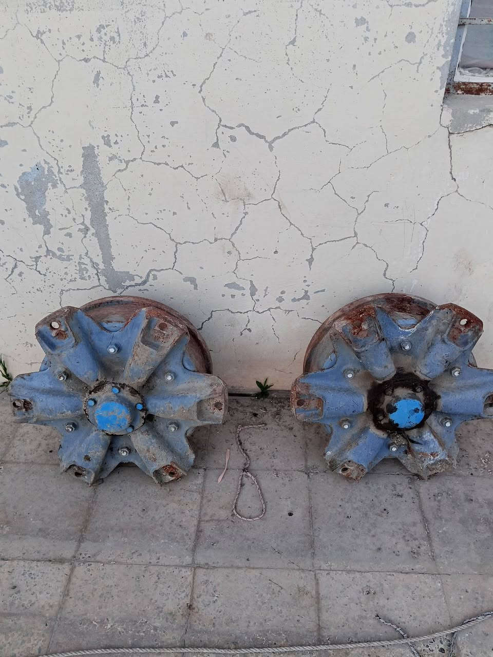 طقم فلنجات • حجم ٢٤ • بلادي