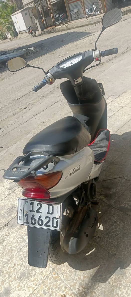 ماطور للبيع عصفوري باسمي سنويه مكينه خرسه *********** بي واتساب سعر200مليون بيها مجال نظيف

