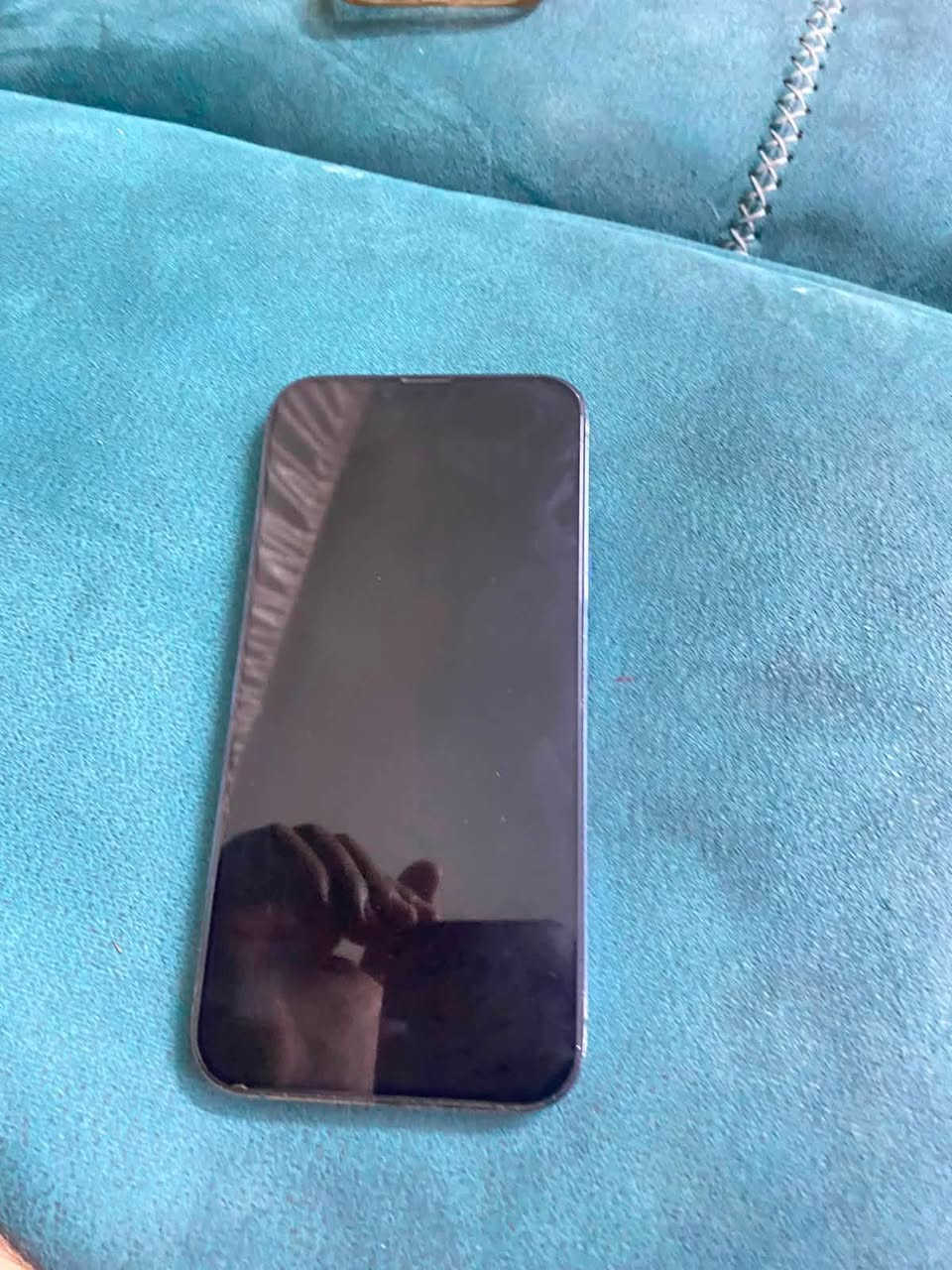 سلام عليكم ورحمة الله وبركاته 
📱آيفون 13 pro max جهاز ما مفتوح

🔋بطاريه 81 
📸 كأمره ل اصليه فديو و سينمائي و بورتريه كلهن شغالات 
📞***********
سعره 650 وبي مجال
