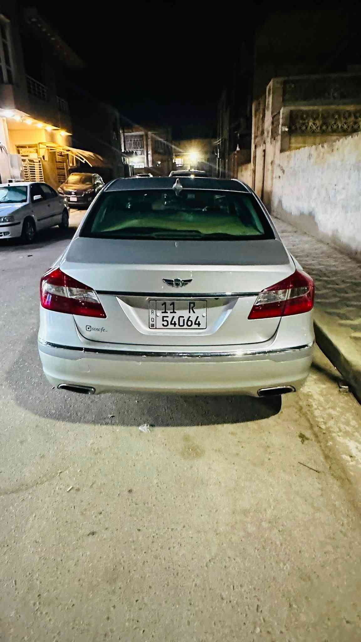 جنسسز موديل 13
وارد امريكي حادثها جاملغ وباب نفسهم مصبوغات وبلعراق مبدلين البنيد نفس اللون الباقي كفاله 
مكينه 6 3800gdi كير كفاله 
نص فول حداده تبريد تخم تاير كلشي جديد بيها ما بيها نقص اي شي 
***********
