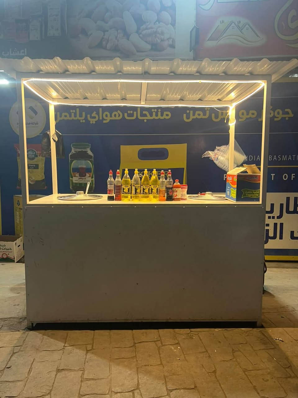 عربانه للبيع جاهزه كبل تفتح
سعر 300 الف وبيها مجال حك الجيه عنوان/ شعب_ حي بساتين

***********
