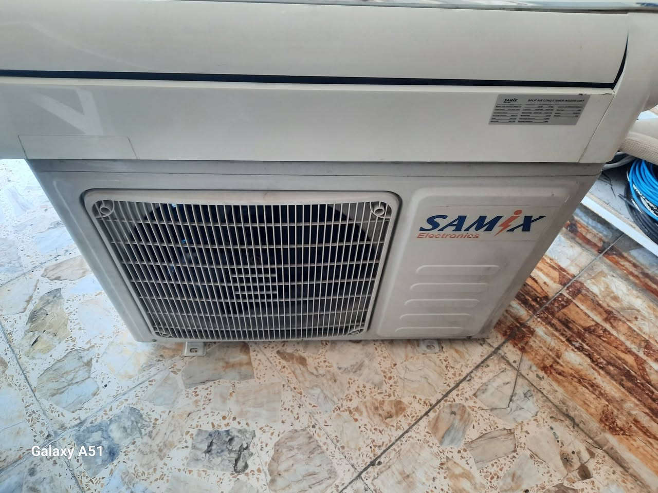 سبلت ١طن انفيرتر سامكس بلادي مداخل تصليح غاز مقفول كامل كل ملاحقاته العنوان بغداد السعر٣٥٠ رقم الهاتف ***********

نص مكتوب في الصور:
- Galaxy A51