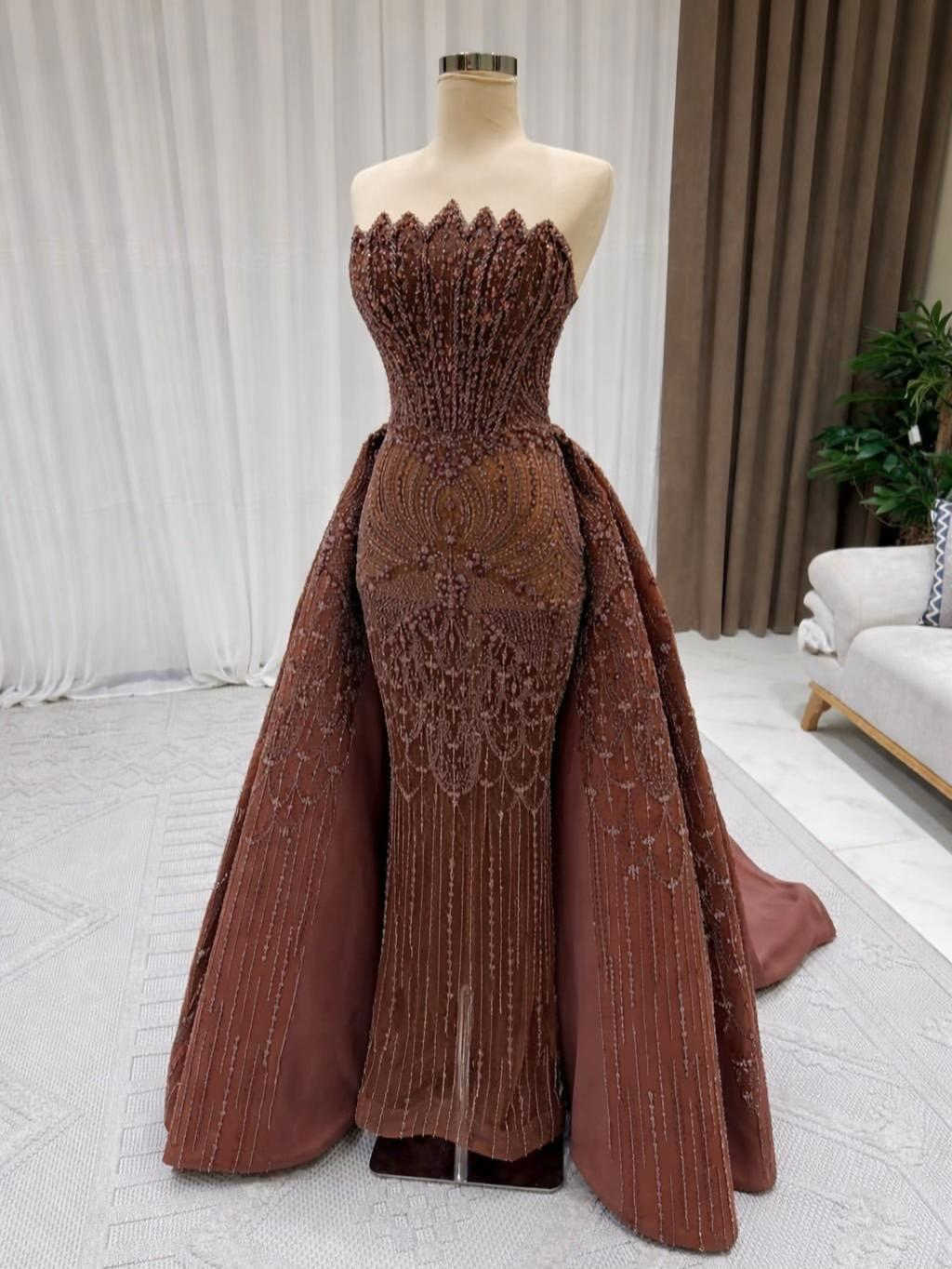دار إيلا لتاأجير بدلات الزفاف والمهر والحنه 🤎👰 عنونا بغداد م آلصدر الكياره قطاع 69استفسار اكثر واتساب ***********#أضيفي_لجمالك_لمسه_فن_معنا💫✨ #بدلات_سهره #بدلات_عرس 
