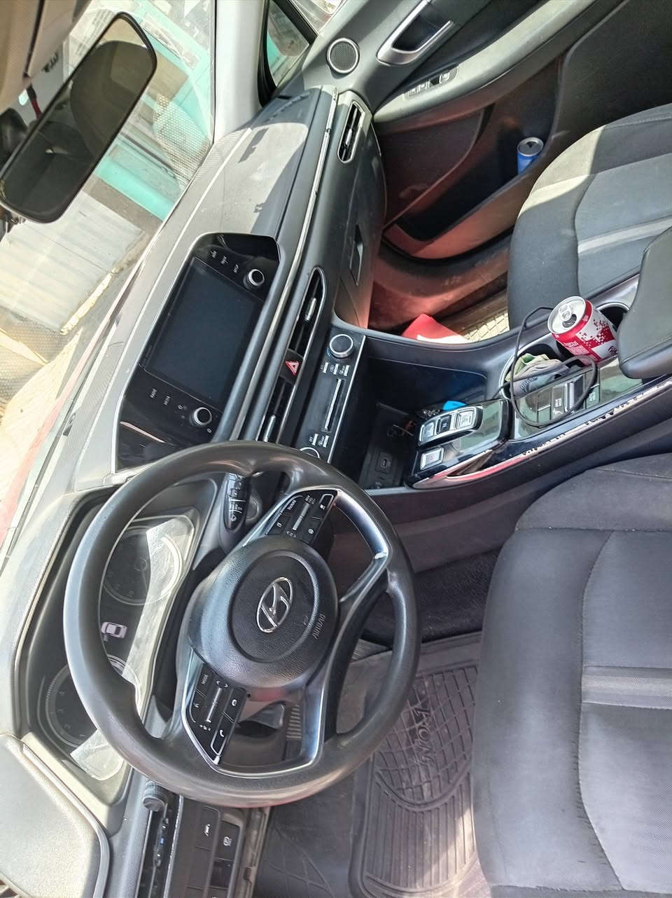 سوناته 2020 مصبوغه حزام طخطخ مو ضربه حادثها جاملغ او بنيد من جهت السايق معوقين باقيلها سنه أو شهر وصير حره للبيع ب 130 وبيها مجال بصيط محرك2500 
 موصفات فول عده الفتحه تحكمات ستيرن اوتو هولد هاند بريك دكمه كير او محرك كفاله برغي ما مفتوح بيهن  هاذ رقم تلفوني***********
