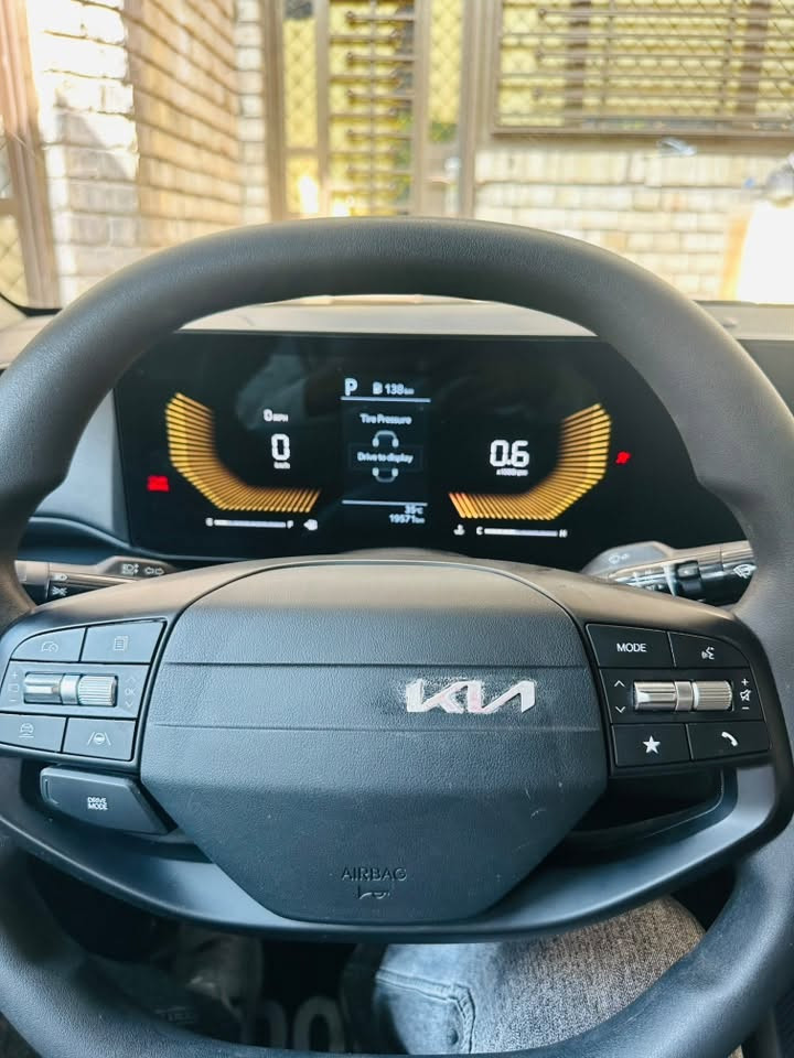 السلام عليكم للبيع / كيا  كي فور
k4 2025 

بدون رقم 

بصمة  / هندبريك دكمة  / لايت LED  / مكينة 2000 دوش / شاشة كبيرة متصلة ديجتال   / اوتو هولد / LED امامي وخلفي / قيادة ذاتية / كامرة دوارة / رادار تعديل مسار / اوتو بريك / مود درايف / تحكم ستيرن / كروس سرعة /مانع انزلاق / بلوتوث / اواكس / USB /  رادار جانبي

 145 وبيها مجال 

مكاني بغداد 

***********

واتساب متوفر او الاتصال عالرقم
