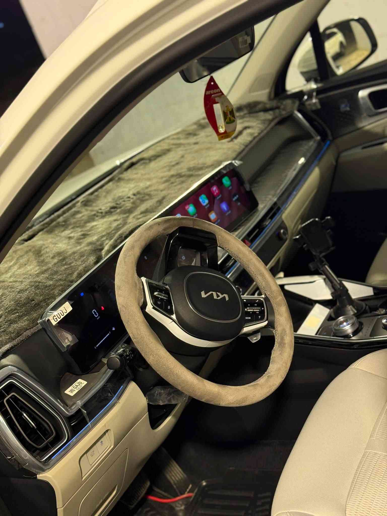 🚘 كيا سورينتو 2025 خليجي 🇰🇷

▪️ ماشية فقط 5,000 كم
▪️ محرك V6 – 3500cc
▪️ بحالة ممتازة جداً
▪️ كفالة عامة رقم أربيل

المواصفات:
• بصمة دخول
• بصمة تشغيل
• تشغيل عن بُعد
• كشنات كهرباء
• مثبت سرعة
• شاحن لاسلكي
• تبريد
• مانع انزلاق وثبات
• كاميرات وحساسات
• شاشة
• إضاءة محيطية
• صندوق كهربائي
• عدة وضعيات قيادة
• 3 منافذ USB
• وغيرها من المواصفات

📌 ماشية فقط 5 آلاف كم

📍 واسط – الزبيدية

📞 ***********
📞 ***********
