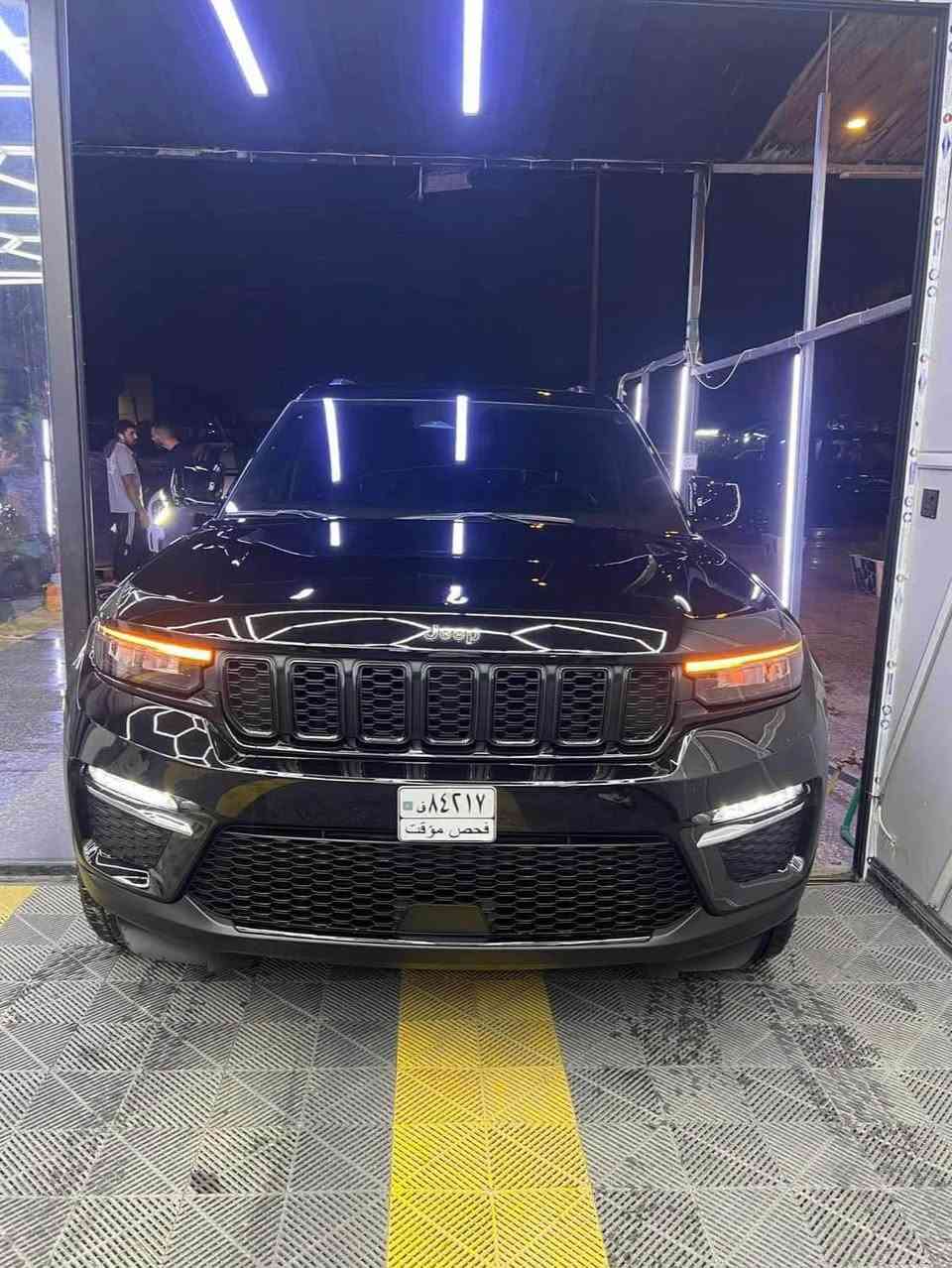 السلام عليكم..
جيب التتيود 2023 رقم بغداد بأسمي
 5  راكب 
ماشيه 30 الف 
مواصفاته
*فتحة سقف
*شاشه كبيرة مو الوسط
*كشنات كهرباء
*كشنات تدفئه
*كشنات جلد اسود 
*خزن ميموري
*رادار امامي
*رادارات جانبيه
*حساسات  خلفيه
*تحديد مسار
*مثبت سرعه
*تشغيل عن بعد
*كامره دواره خلفيه
*فور ويل 4*4
وباقي مواصفات الجيب 

ضرر السيارة سرقة القطع الخارجية وراجعات وكاله تفصيخ نفس لون بدون ضربه مكفوله 
مكانه بغداد

السعر 290 ورقه وبي مجال 
***********
مكاني الاعظمية بغداد, العراق
