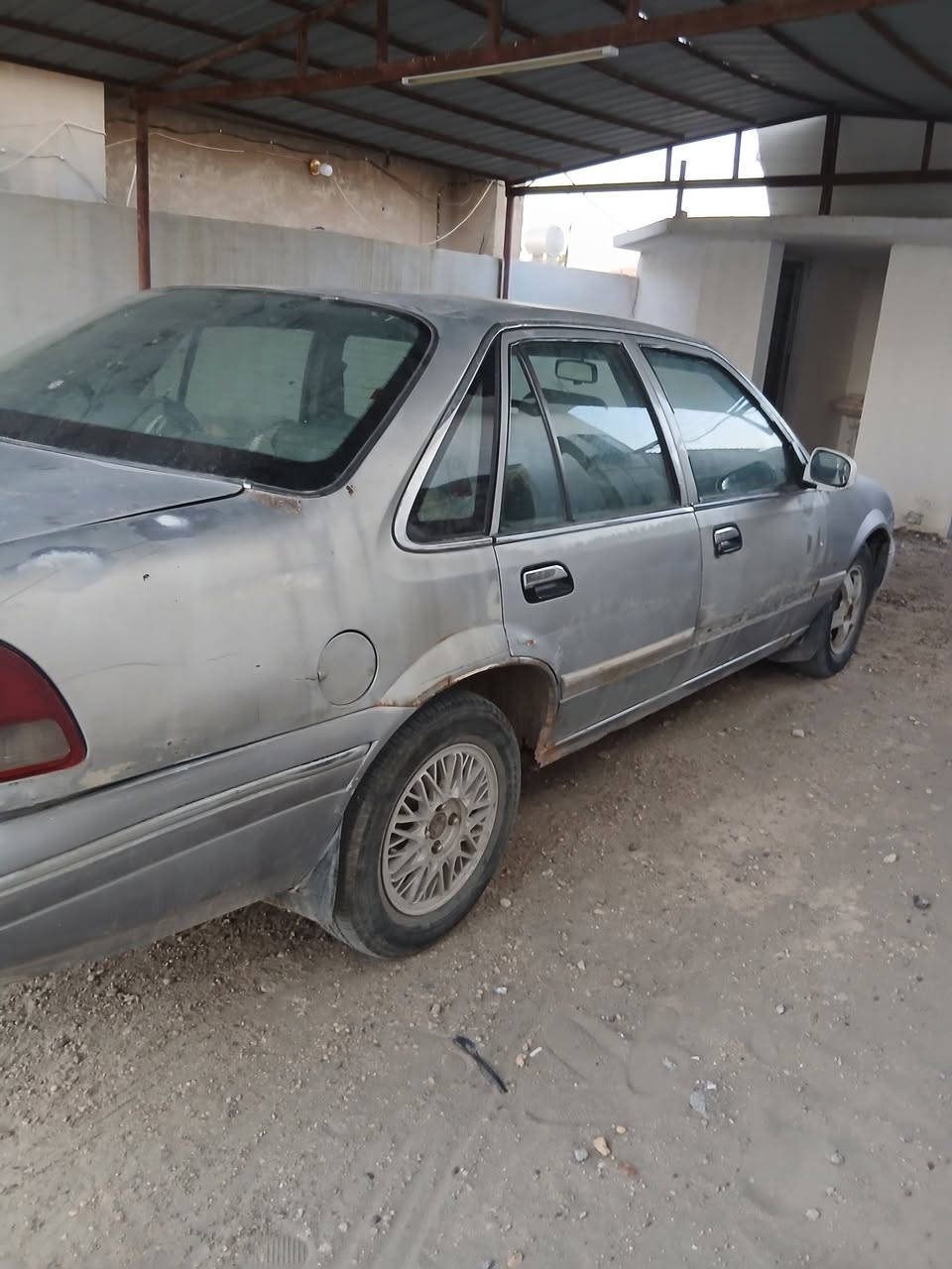 سياره برنس فراشه  رصاصي رقم بغداد موديل ٩٦ كير ومحرك جيد تبريد بس ينظم سنويه ٢٠٢٧ صاحبها موجود شرط التحويل السعر ٢٢ ورقه الشراي يتواصل على الرقم ***********
